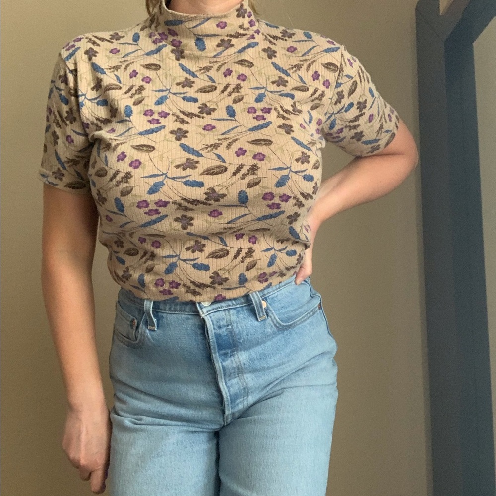 VINTAGE tan Top with Fall leaf Pattern/Mock Collar